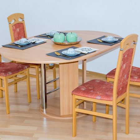 Schoene 2-Raum-Wohnung Im Zentrum Waltershausens Luaran gambar